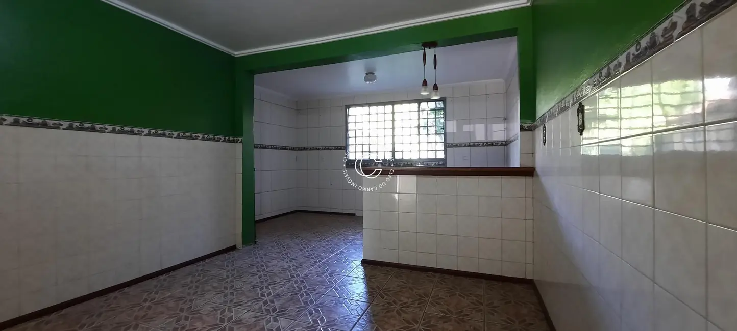 Casa com 3 quartos à venda, 230m2 em São José, Santa Maria - RS - imagem 6 Foto 6 de Casa com 3 quartos à venda, 230m2 em São José, Santa Maria - RS