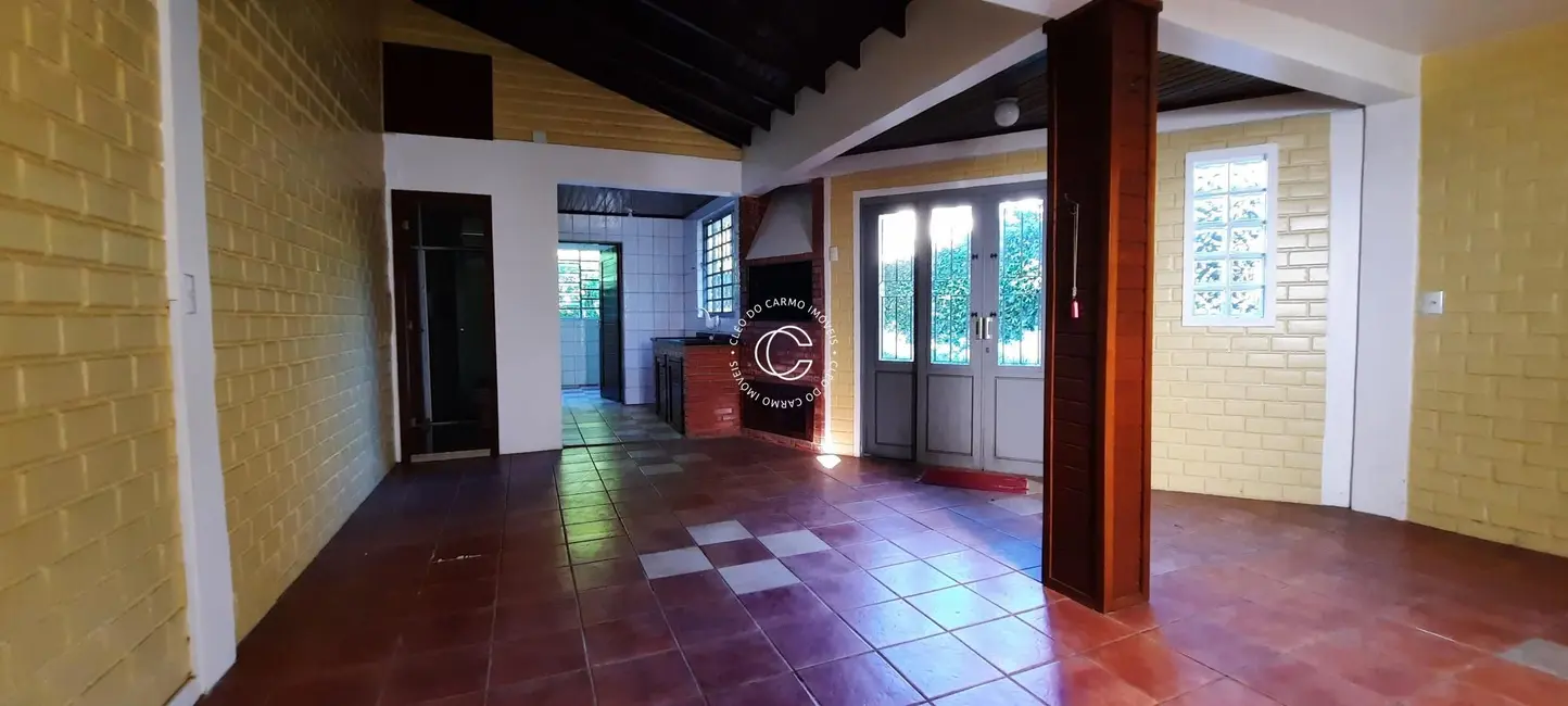 Casa com 3 quartos à venda, 230m2 em São José, Santa Maria - RS - imagem 7 Foto 7 de Casa com 3 quartos à venda, 230m2 em São José, Santa Maria - RS