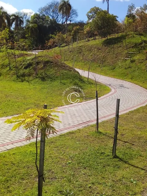 Foto 1 de Terreno / Lote à venda, 300m2 em Tomazetti, Santa Maria - RS