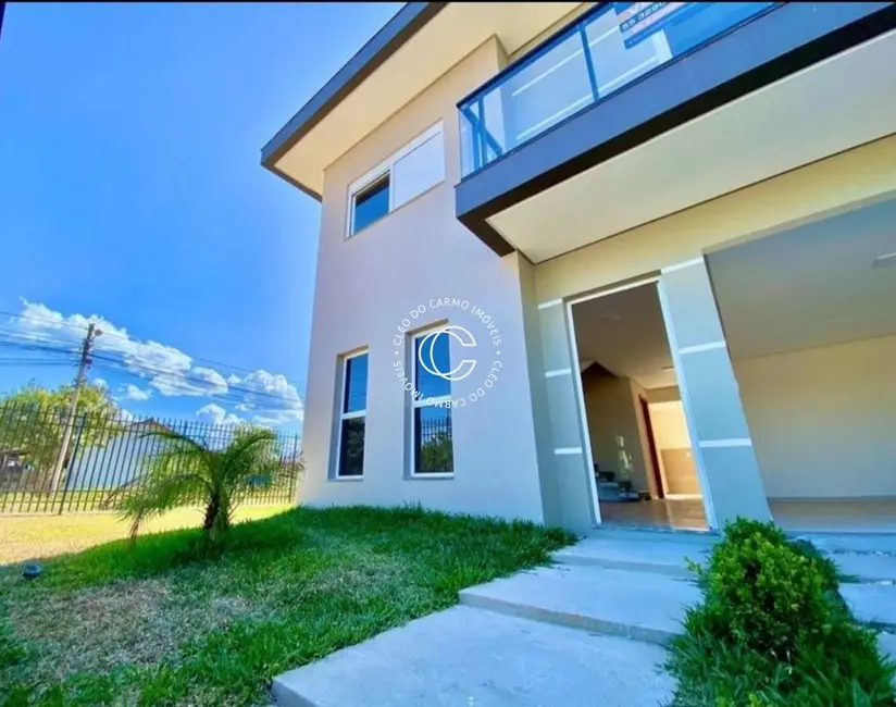 Foto 1 de Casa com 3 quartos à venda, 144m2 em Pinheiro Machado, Santa Maria - RS