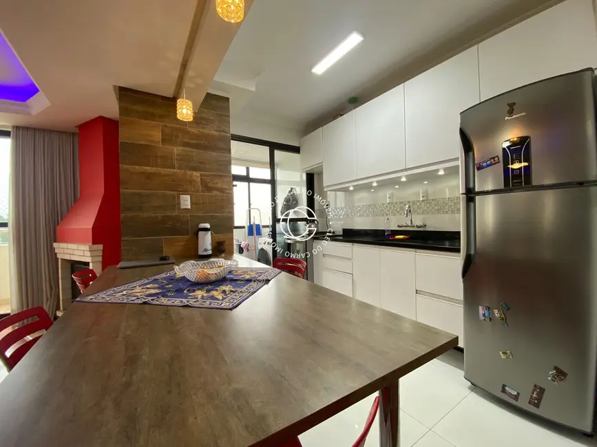 Foto 6 de Apartamento com 3 quartos à venda, 103m2 em Nossa Senhora de Fátima, Santa Maria - RS