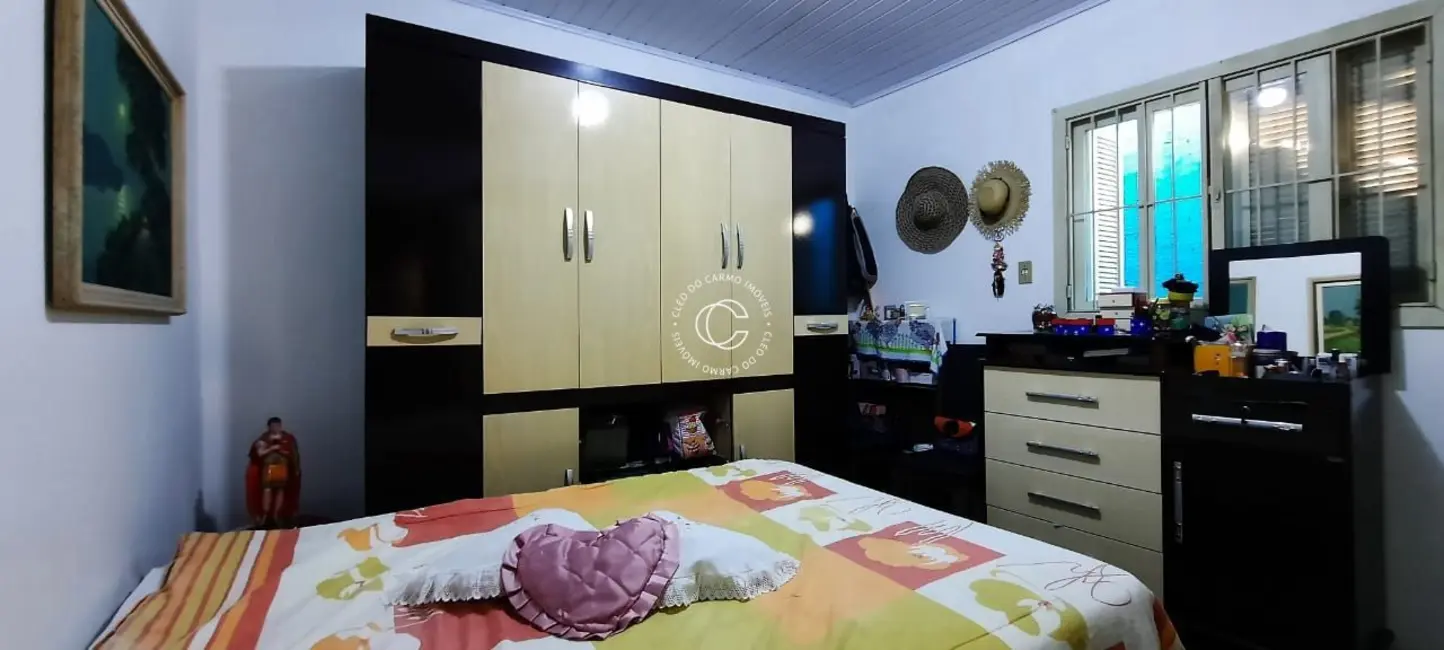 Casa com 3 quartos à venda, 84m2 em Centro, Itaara - RS - imagem 5 Foto 5 de Casa com 3 quartos à venda, 84m2 em Centro, Itaara - RS