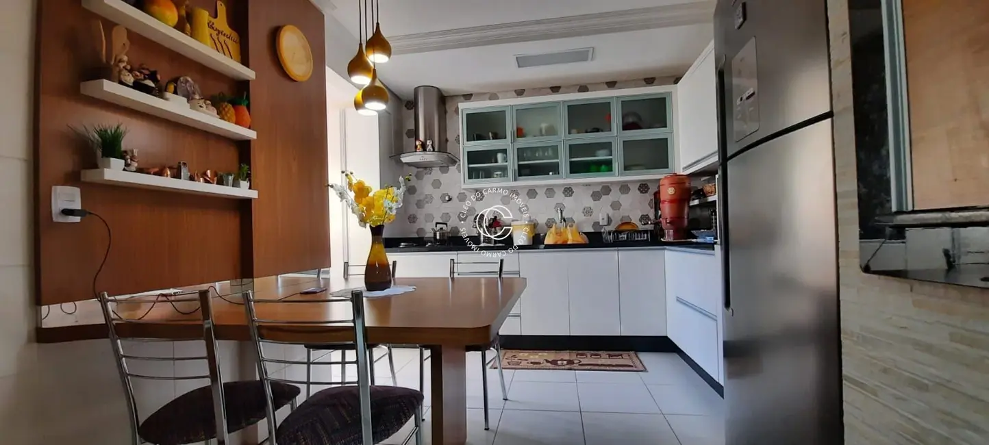 Foto 4 de Apartamento com 3 quartos à venda, 104m2 em Nossa Senhora das Dores, Santa Maria - RS