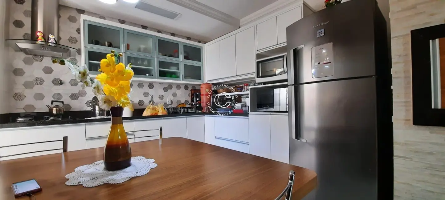 Foto 5 de Apartamento com 3 quartos à venda, 104m2 em Nossa Senhora das Dores, Santa Maria - RS