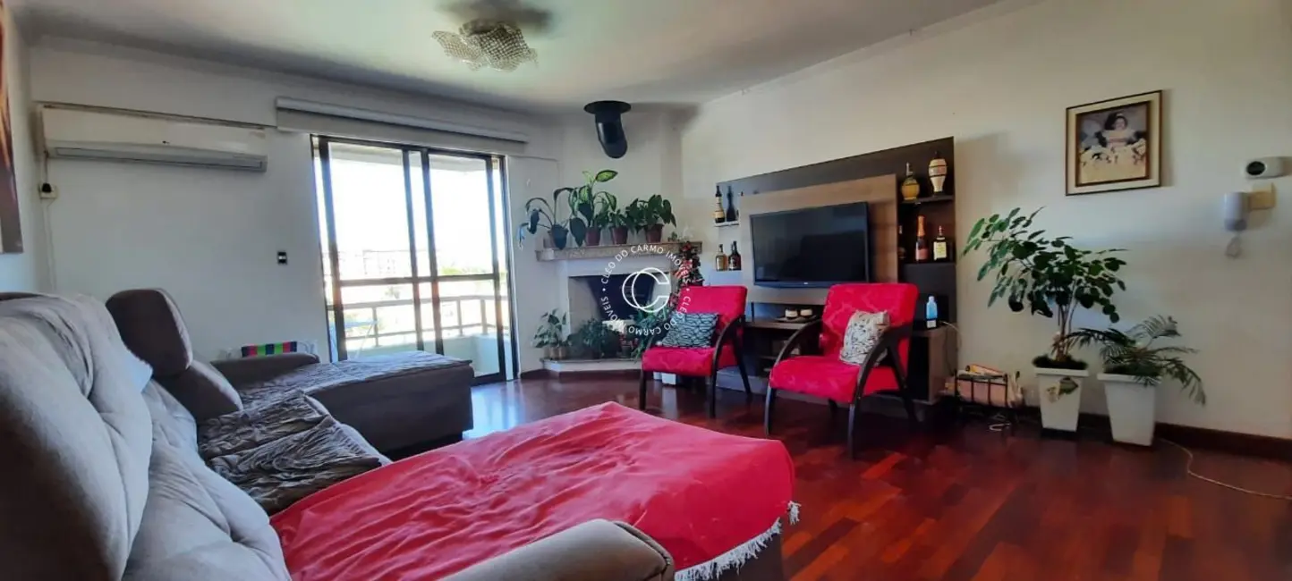 Foto 5 de Apartamento com 3 quartos à venda, 178m2 em Nossa Senhora Medianeira, Santa Maria - RS