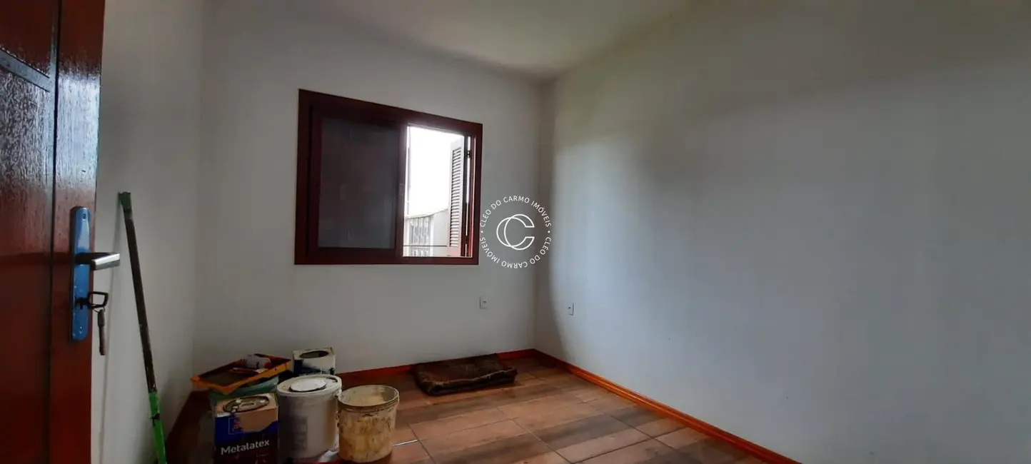 Casa com 2 quartos à venda, 68m2 em Pinheiro Machado, Santa Maria - RS - imagem 6 Foto 6 de Casa com 2 quartos à venda, 68m2 em Pinheiro Machado, Santa Maria - RS