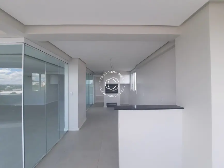 Foto 5 de Apartamento com 4 quartos à venda, 276m2 em Nossa Senhora de Fátima, Santa Maria - RS