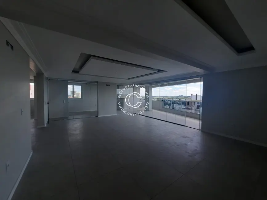 Foto 2 de Apartamento com 4 quartos à venda, 276m2 em Nossa Senhora de Fátima, Santa Maria - RS