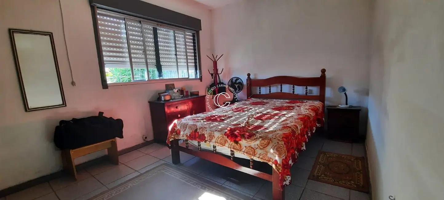 Casa com 3 quartos à venda, 169m2 em Dom Antônio Reis, Santa Maria - RS - imagem 9 Foto 9 de Casa com 3 quartos à venda, 169m2 em Dom Antônio Reis, Santa Maria - RS