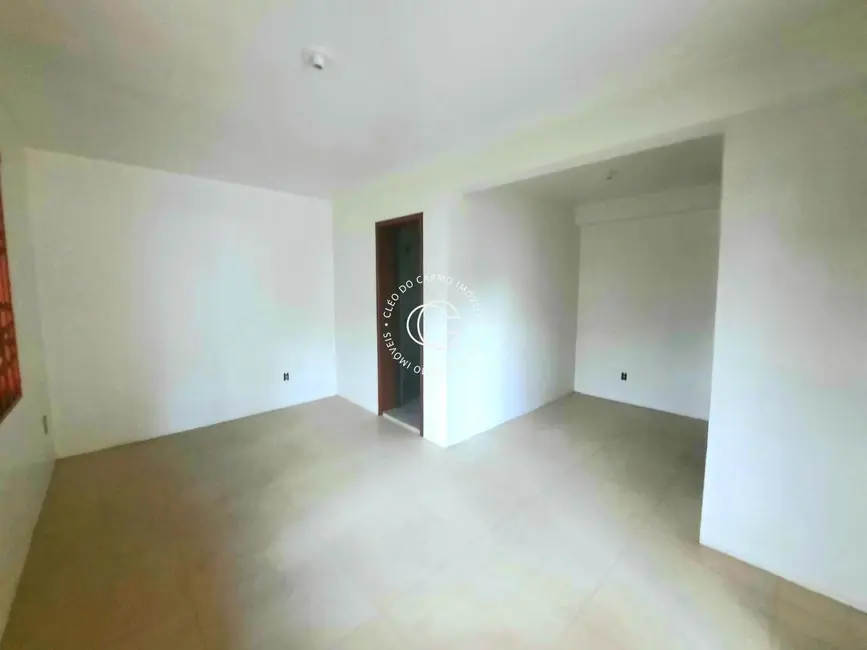 Casa com 6 quartos à venda, 533m2 em Nossa Senhora do Rosário, Santa Maria - RS - imagem 8 Foto 8 de Casa com 6 quartos à venda, 533m2 em Nossa Senhora do Rosário, Santa Maria - RS