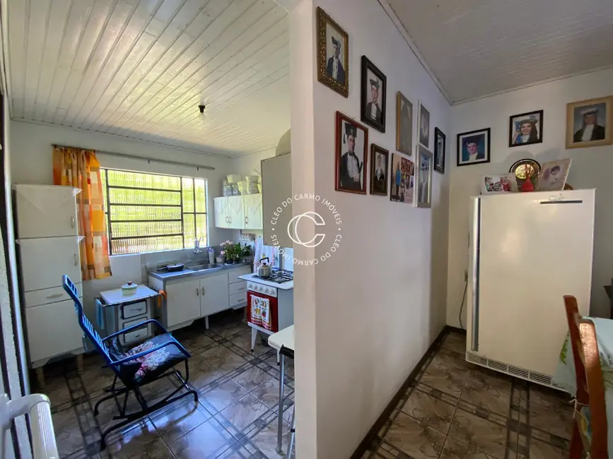 Casa com 5 quartos à venda, 203m2 em Camobi, Santa Maria - RS - imagem 8 Foto 8 de Casa com 5 quartos à venda, 203m2 em Camobi, Santa Maria - RS