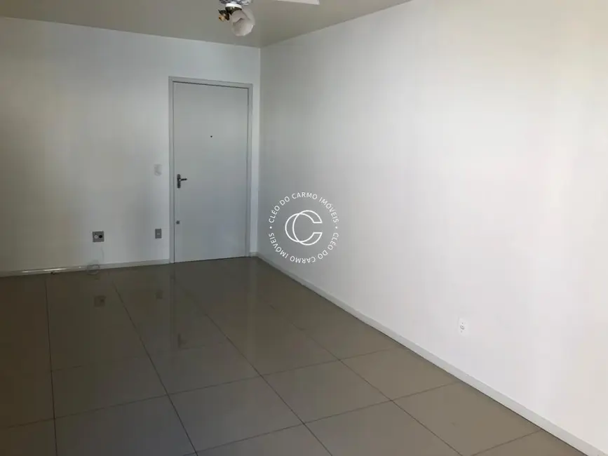 Foto 3 de Apartamento com 2 quartos à venda, 89m2 em Nossa Senhora de Fátima, Santa Maria - RS