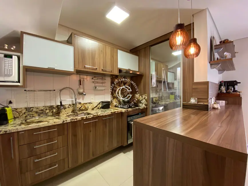 Casa com 3 quartos à venda, 137m2 em São José, Santa Maria - RS - imagem 6 Foto 6 de Casa com 3 quartos à venda, 137m2 em São José, Santa Maria - RS