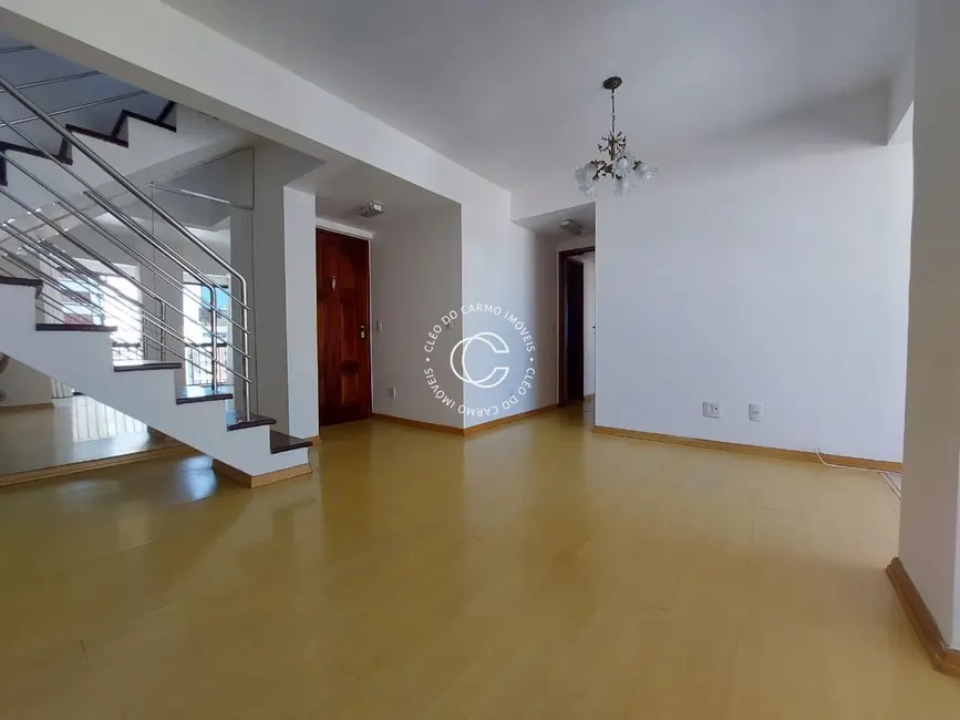 Foto 2 de Cobertura com 3 quartos à venda, 200m2 em Centro, Santa Maria - RS