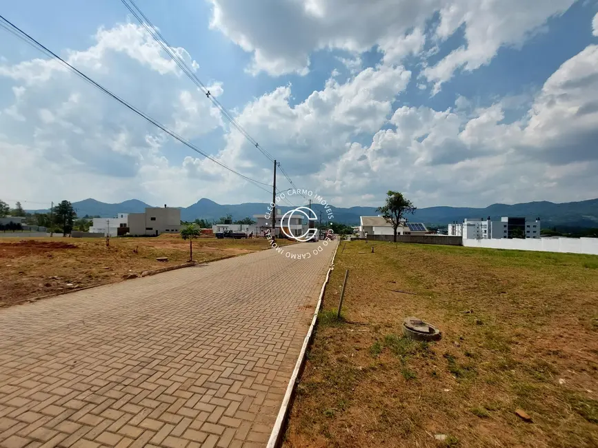 Foto 3 de Terreno / Lote à venda, 405m2 em Camobi, Santa Maria - RS