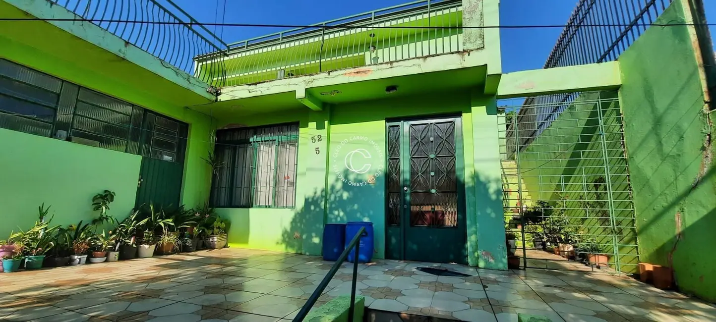 Foto 2 de Casa com 5 quartos à venda, 301m2 em Tancredo Neves, Santa Maria - RS