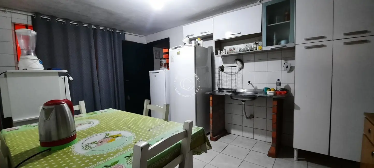 Casa com 5 quartos à venda, 301m2 em Tancredo Neves, Santa Maria - RS - imagem 7 Foto 7 de Casa com 5 quartos à venda, 301m2 em Tancredo Neves, Santa Maria - RS