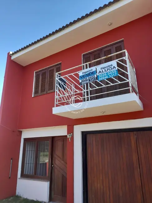 Foto 1 de Casa com 3 quartos à venda, 107m2 em Pinheiro Machado, Santa Maria - RS