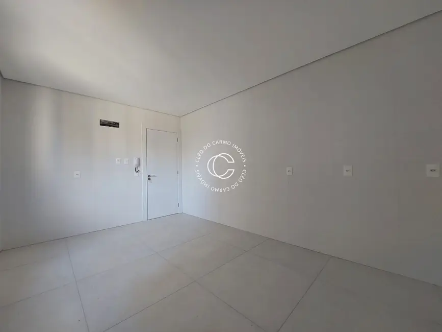 Foto 5 de Apartamento com 3 quartos à venda, 169m2 em Nossa Senhora de Lourdes, Santa Maria - RS