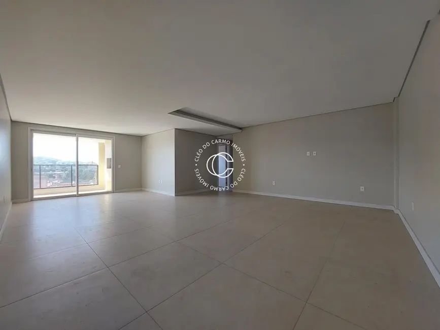 Foto 5 de Apartamento com 3 quartos à venda, 169m2 em Nossa Senhora de Lourdes, Santa Maria - RS