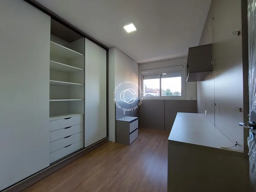 Foto 6 de Apartamento com 3 quartos à venda, 100m2 em Nossa Senhora de Lourdes, Santa Maria - RS