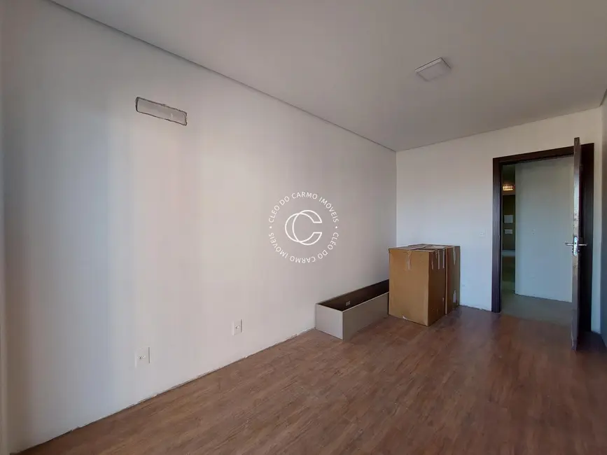 Foto 8 de Apartamento com 3 quartos à venda, 100m2 em Nossa Senhora de Lourdes, Santa Maria - RS