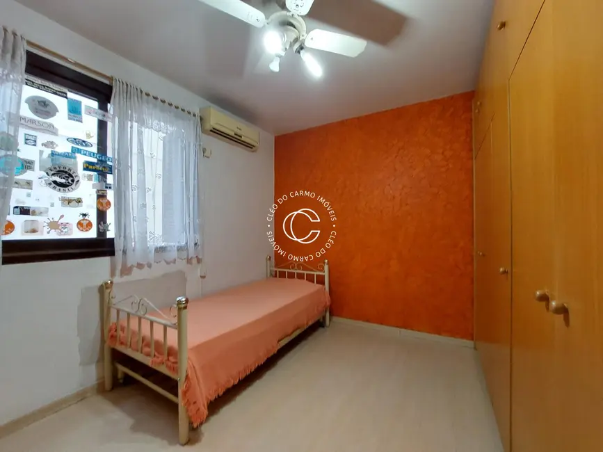 Foto 9 de Apartamento com 3 quartos à venda, 157m2 em Nossa Senhora de Lourdes, Santa Maria - RS