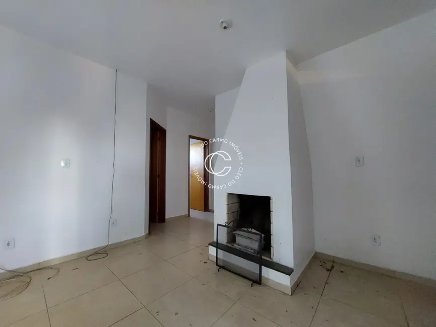 Casa com 2 quartos à venda, 96m2 em Itaara - RS - imagem 6 Foto 6 de Casa com 2 quartos à venda, 96m2 em Itaara - RS