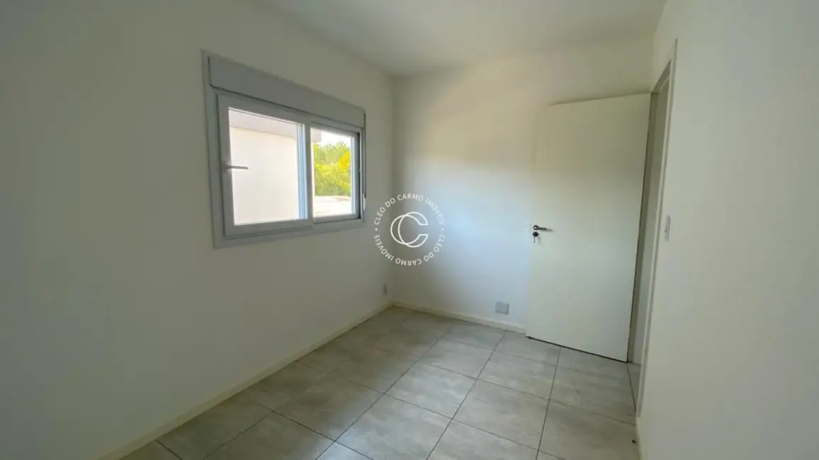 Foto 7 de Sobrado com 2 quartos à venda, 73m2 em Tomazetti, Santa Maria - RS