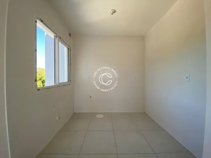 Foto 4 de Apartamento com 2 quartos à venda, 81m2 em Dom Antônio Reis, Santa Maria - RS