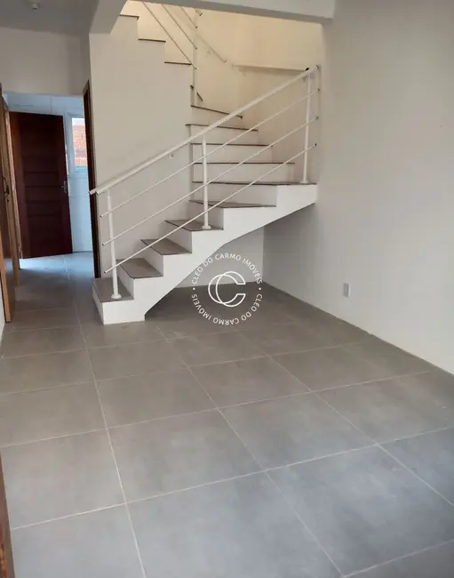 Foto 4 de Casa de Condomínio com 2 quartos à venda, 85m2 em Tomazetti, Santa Maria - RS