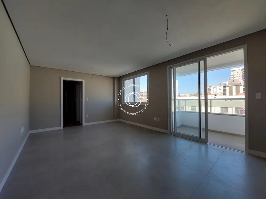 Apartamento com 2 quartos à venda, 95m2 em Centro, Santa Maria - RS - imagem 2 Foto 2 de Apartamento com 2 quartos à venda, 95m2 em Centro, Santa Maria - RS