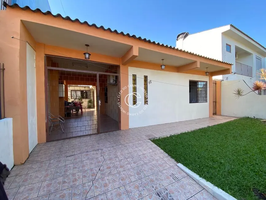 Foto 1 de Casa com 3 quartos à venda, 125m2 em Tancredo Neves, Santa Maria - RS