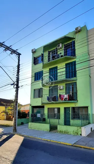 Foto 2 de Apartamento com 3 quartos à venda, 118m2 em Nossa Senhora do Rosário, Santa Maria - RS
