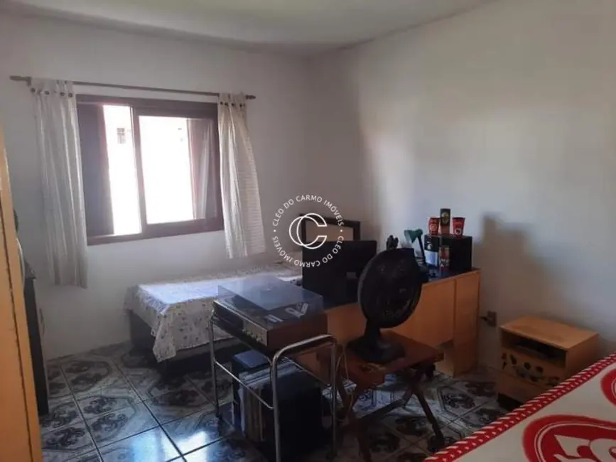 Casa com 2 quartos à venda, 70m2 em Pinheiro Machado, Santa Maria - RS - imagem 8 Foto 8 de Casa com 2 quartos à venda, 70m2 em Pinheiro Machado, Santa Maria - RS