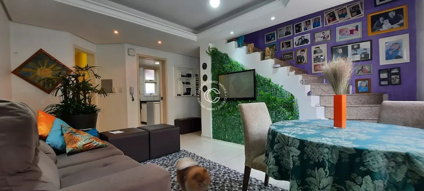 Casa com 3 quartos à venda, 140m2 em Nossa Senhora do Rosário, Santa Maria - RS - imagem 3 Foto 3 de Casa com 3 quartos à venda, 140m2 em Nossa Senhora do Rosário, Santa Maria - RS
