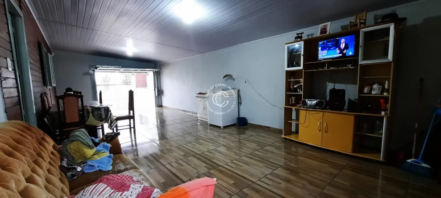 Casa com 2 quartos à venda, 110m2 em Pinheiro Machado, Santa Maria - RS - imagem 8 Foto 8 de Casa com 2 quartos à venda, 110m2 em Pinheiro Machado, Santa Maria - RS