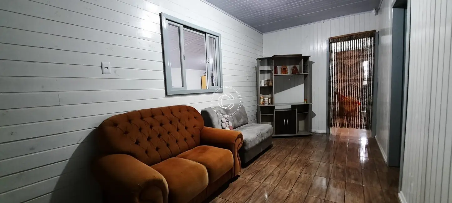 Casa com 2 quartos à venda, 110m2 em Pinheiro Machado, Santa Maria - RS - imagem 4 Foto 4 de Casa com 2 quartos à venda, 110m2 em Pinheiro Machado, Santa Maria - RS