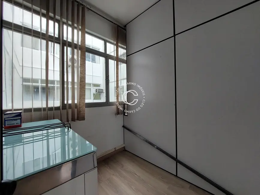 Sala Comercial à venda, 48m2 em Centro, Santa Maria - RS - imagem 4 Foto 4 de Sala Comercial à venda, 48m2 em Centro, Santa Maria - RS