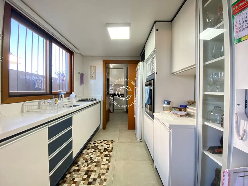 Casa com 3 quartos à venda, 133m2 em Camobi, Santa Maria - RS - imagem 7 Foto 7 de Casa com 3 quartos à venda, 133m2 em Camobi, Santa Maria - RS