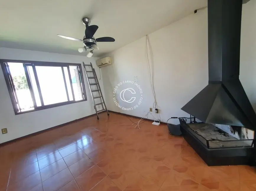 Casa com 3 quartos à venda, 180m2 em Camobi, Santa Maria - RS - imagem 7 Foto 7 de Casa com 3 quartos à venda, 180m2 em Camobi, Santa Maria - RS