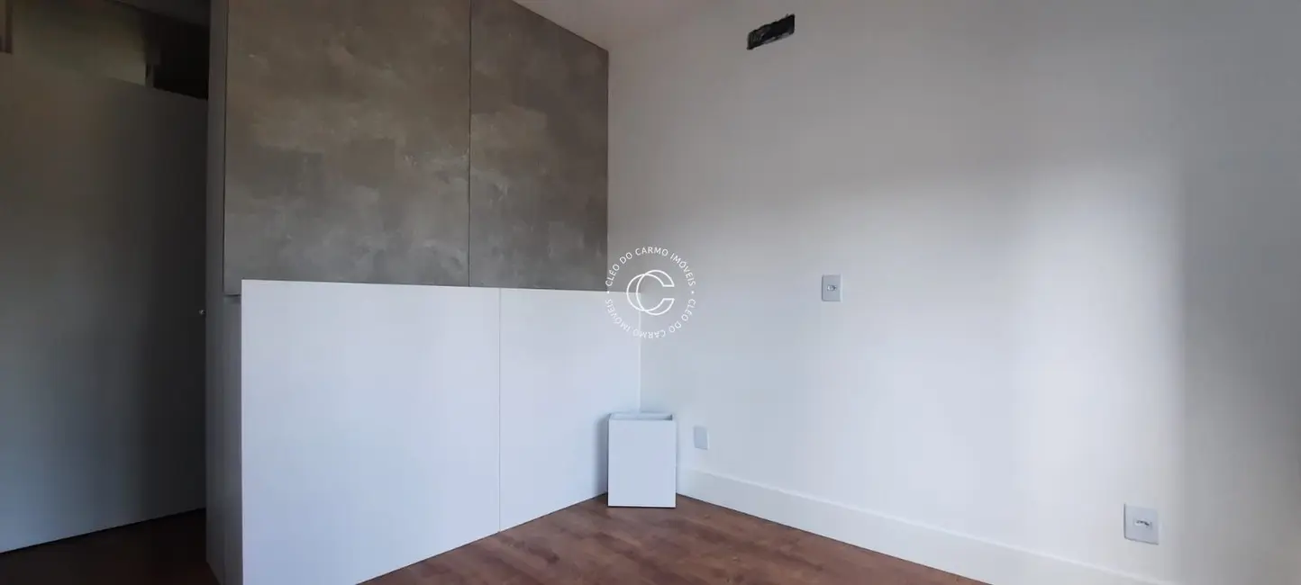 Casa com 3 quartos à venda, 116m2 em São José, Santa Maria - RS - imagem 8 Foto 8 de Casa com 3 quartos à venda, 116m2 em São José, Santa Maria - RS