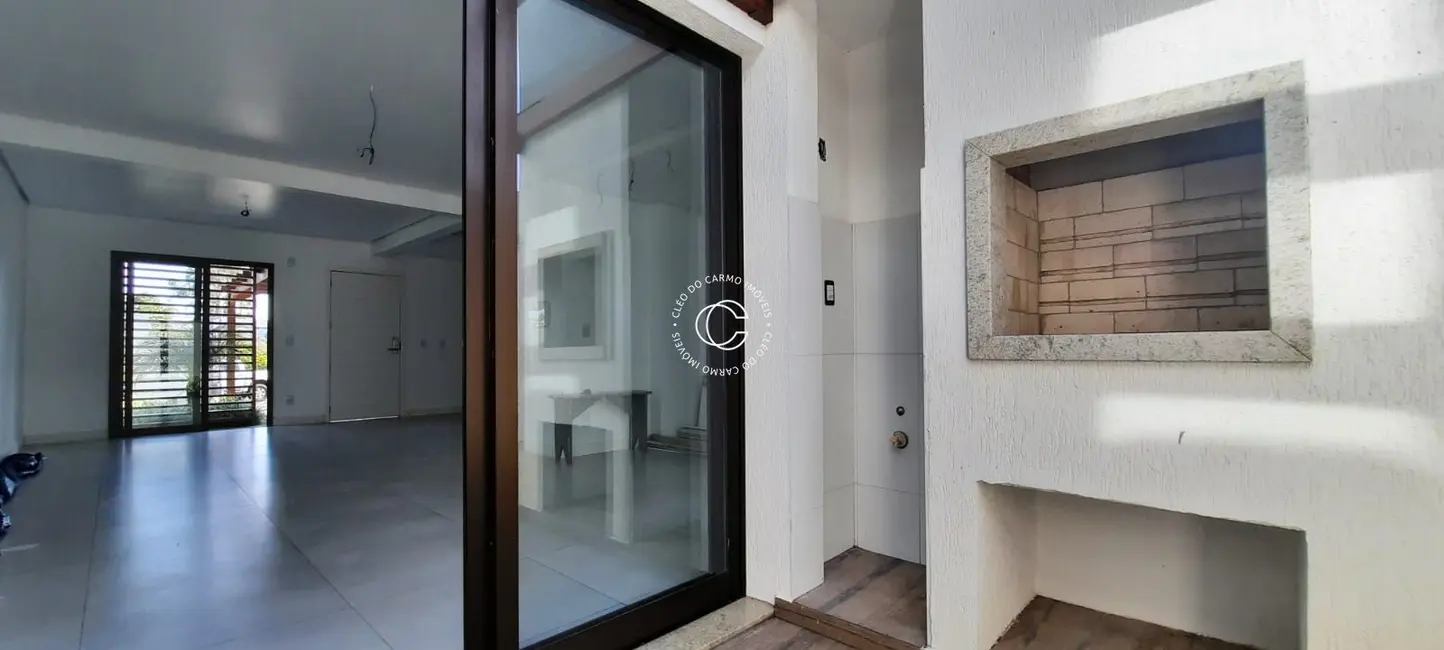 Casa com 3 quartos à venda, 116m2 em São José, Santa Maria - RS - imagem 5 Foto 5 de Casa com 3 quartos à venda, 116m2 em São José, Santa Maria - RS
