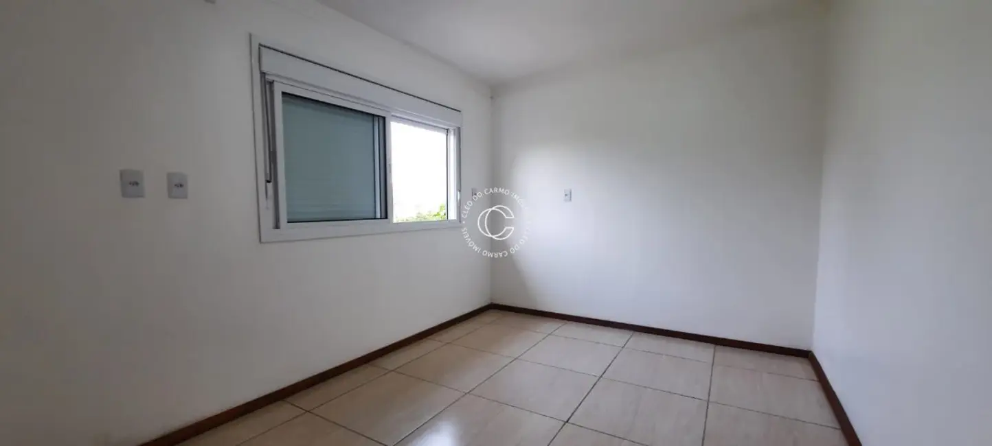 Casa com 3 quartos à venda, 152m2 em Nossa Senhora do Perpétuo Socorro, Santa Maria - RS - imagem 8 Foto 8 de Casa com 3 quartos à venda, 152m2 em Nossa Senhora do Perpétuo Socorro, Santa Maria - RS