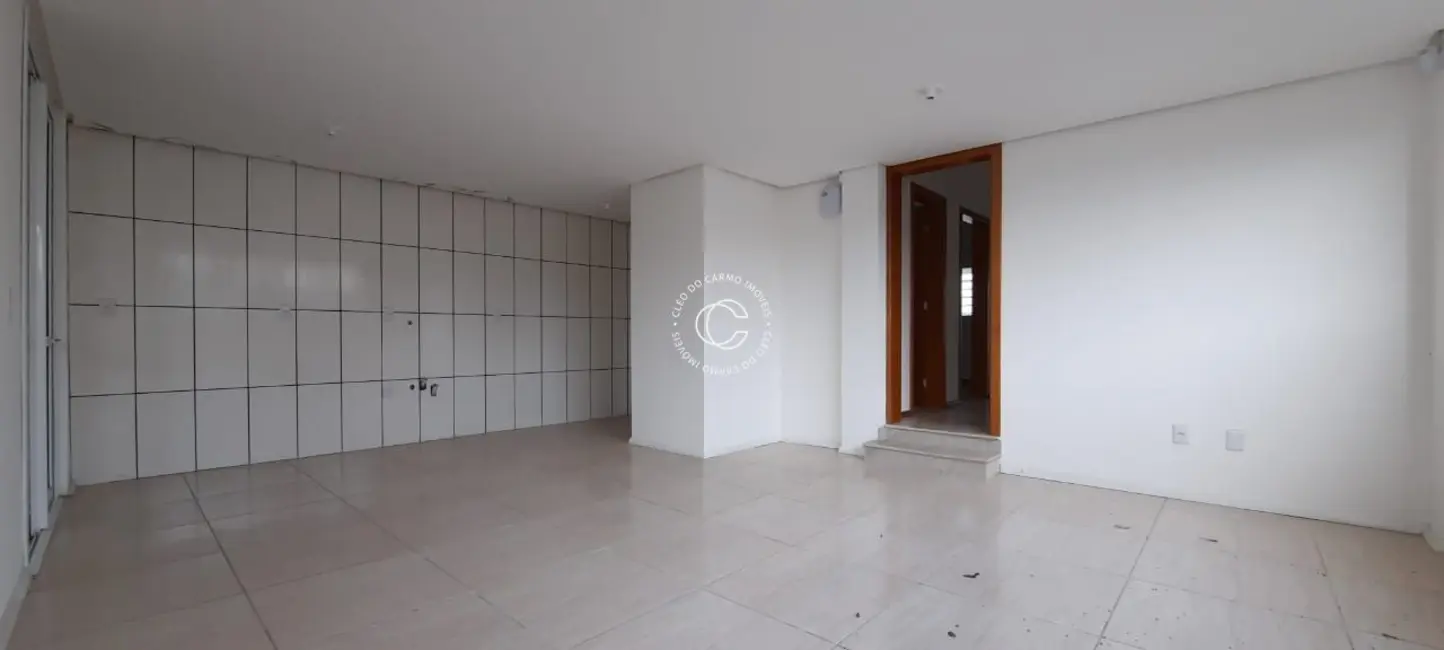 Casa com 3 quartos à venda, 152m2 em Nossa Senhora do Perpétuo Socorro, Santa Maria - RS - imagem 2 Foto 2 de Casa com 3 quartos à venda, 152m2 em Nossa Senhora do Perpétuo Socorro, Santa Maria - RS