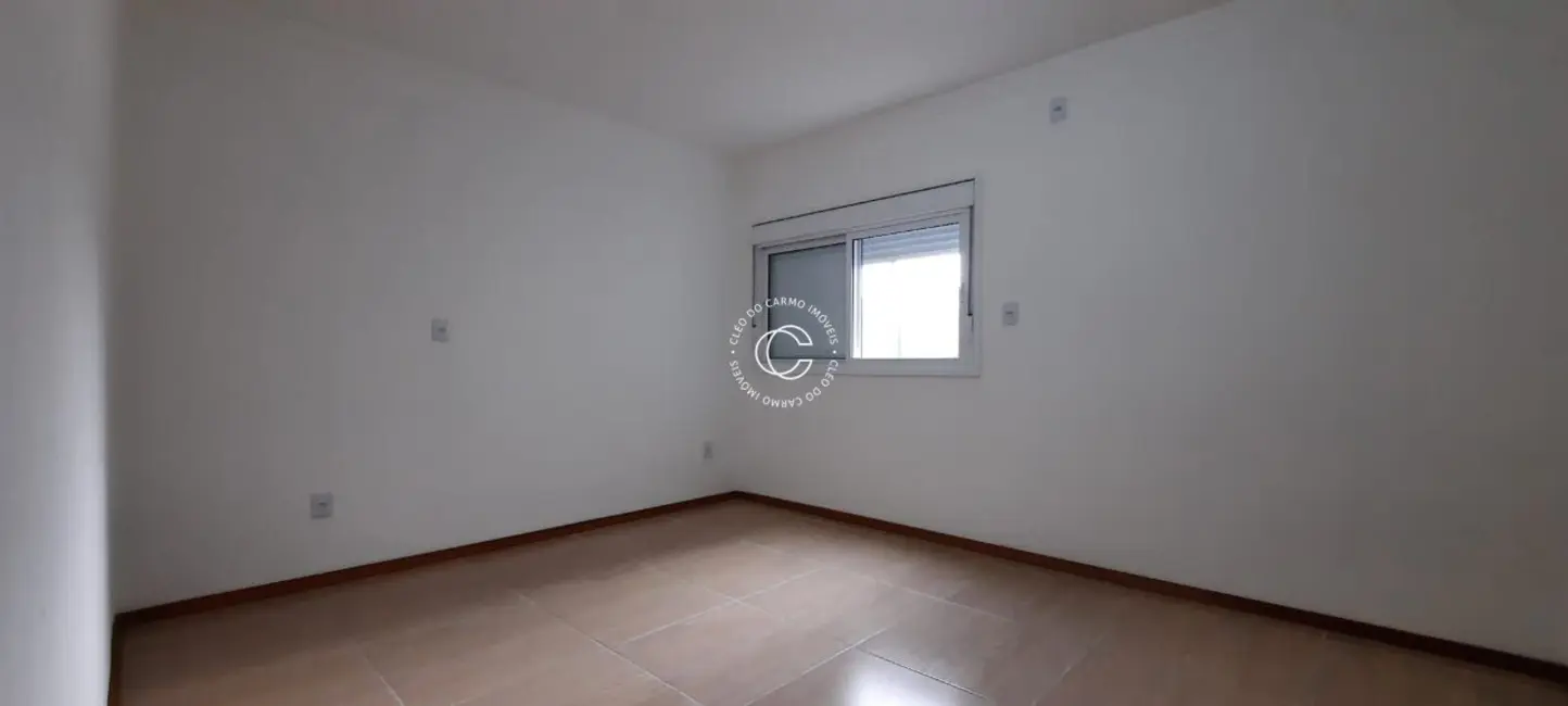 Casa com 3 quartos à venda, 152m2 em Nossa Senhora do Perpétuo Socorro, Santa Maria - RS - imagem 5 Foto 5 de Casa com 3 quartos à venda, 152m2 em Nossa Senhora do Perpétuo Socorro, Santa Maria - RS