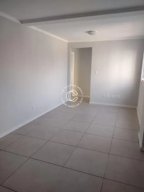 Foto 4 de Cobertura com 2 quartos à venda, 120m2 em Nossa Senhora Medianeira, Santa Maria - RS