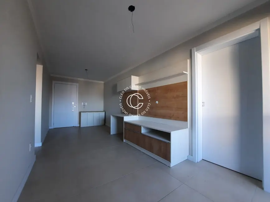 Foto 2 de Apartamento com 1 quarto à venda, 48m2 em Bonfim, Santa Maria - RS