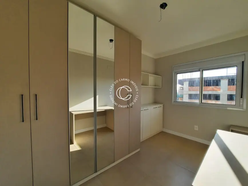 Foto 4 de Apartamento com 2 quartos à venda, 69m2 em Bonfim, Santa Maria - RS