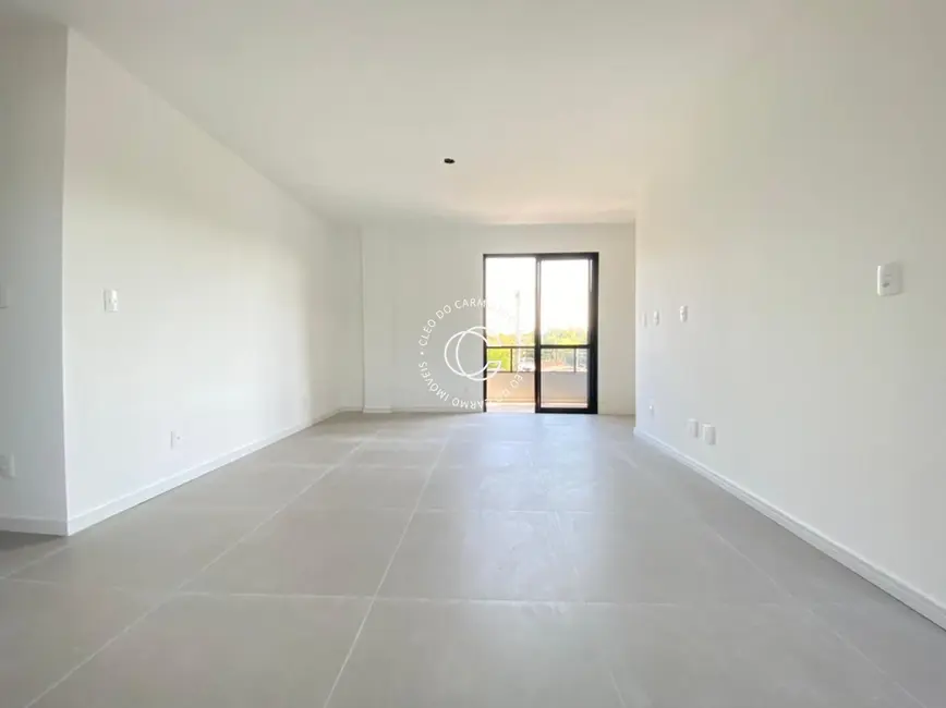 Foto 4 de Apartamento com 2 quartos à venda, 90m2 em Duque de Caxias, Santa Maria - RS